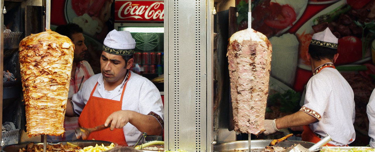 Döner-Kebab-Wien-Döner Kebap von Matt@Pett via Flickr, lizensiert über CC BY-NC-SA 2.0. 