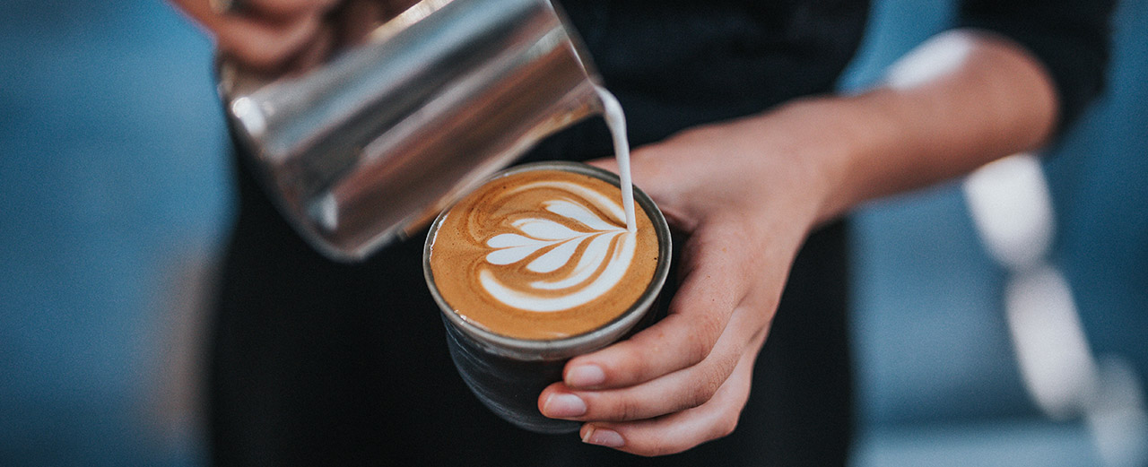 21 Dinge über Kaffee, Photo by Tyler Nix on Unsplash
