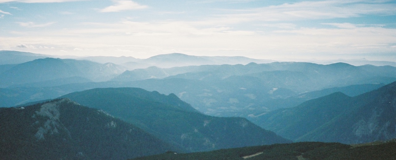 Schneeberg-wandern-niederösterreich-ausblick-berge, c Miriam Kummer